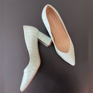 Marc Fisher Caitlin pump, leather, excellent used condition.